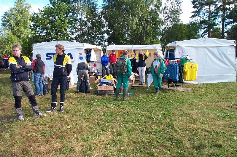 Sportförsäljningen hade många kunder.