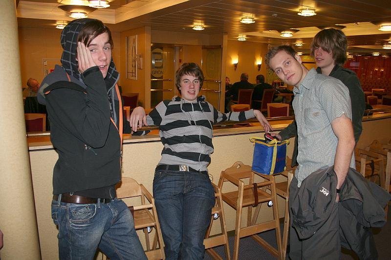 Oskar, Johan, Martin och Erik på Gotlandsfärjan.