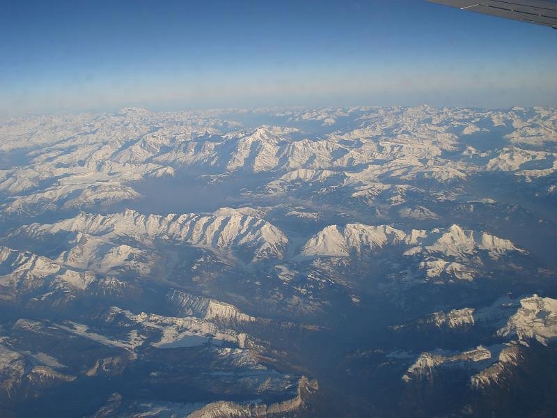 Dag 1. Nerresan, utsikt från flygplanet. Foto: Erik Melén.