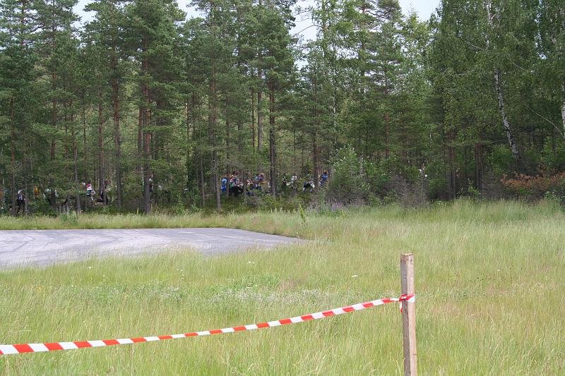 På väg mot första kontrollen.
