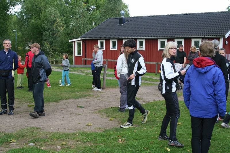 Löparna börjar samlas.